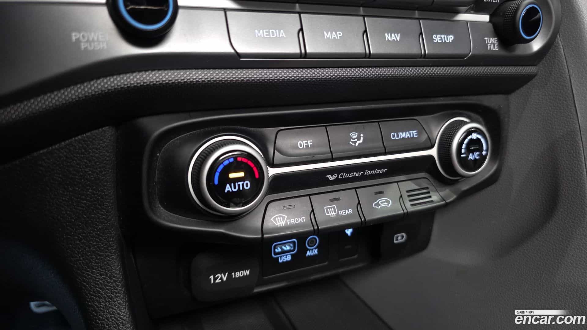 Veloster Hyundai 2019.10-OPTION-020
