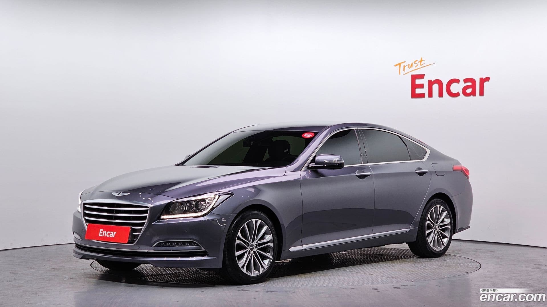 Main__Slider__Photo:Genesis Hyundai 2014.3-0