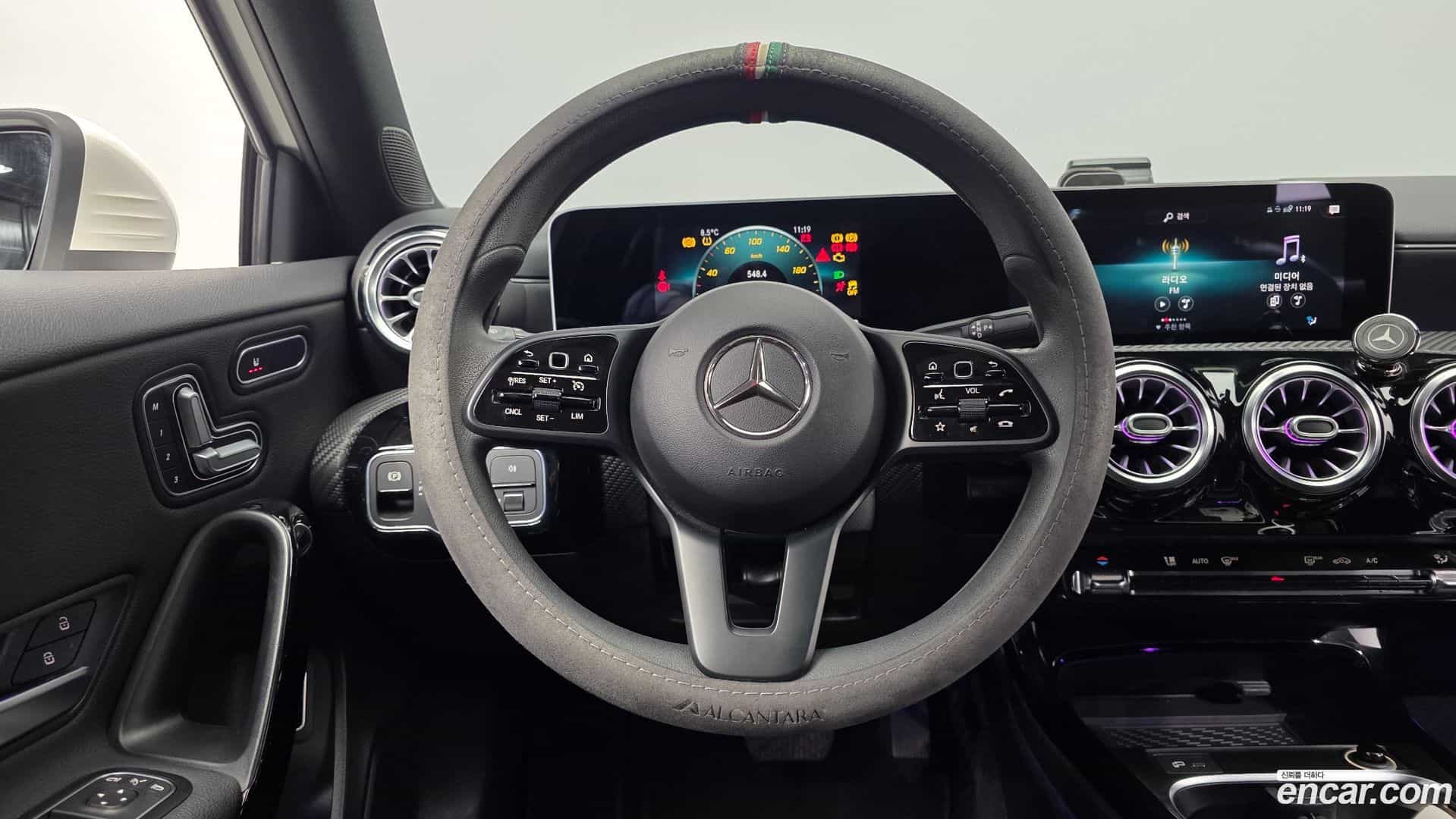 A-Class Mercedes-Benz 2020.5-OPTION-017