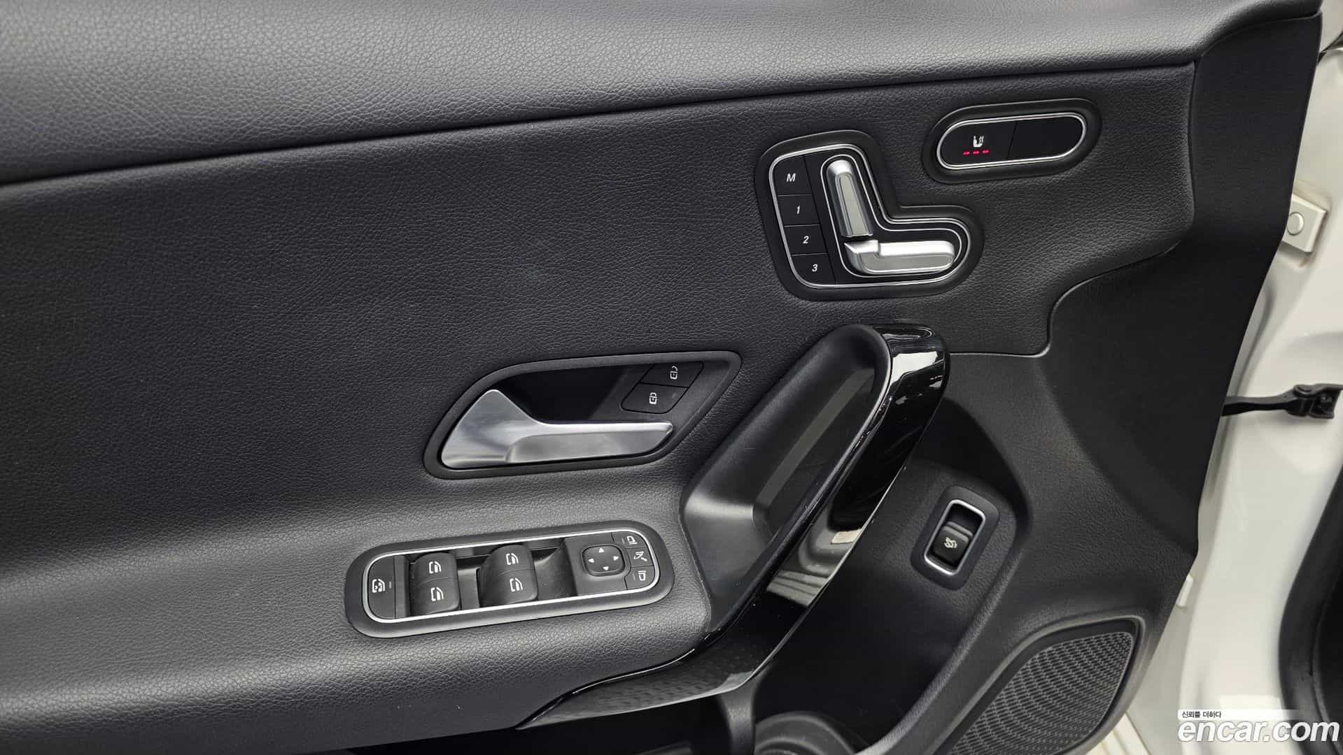 A-Class Mercedes-Benz 2020.5-OPTION-022