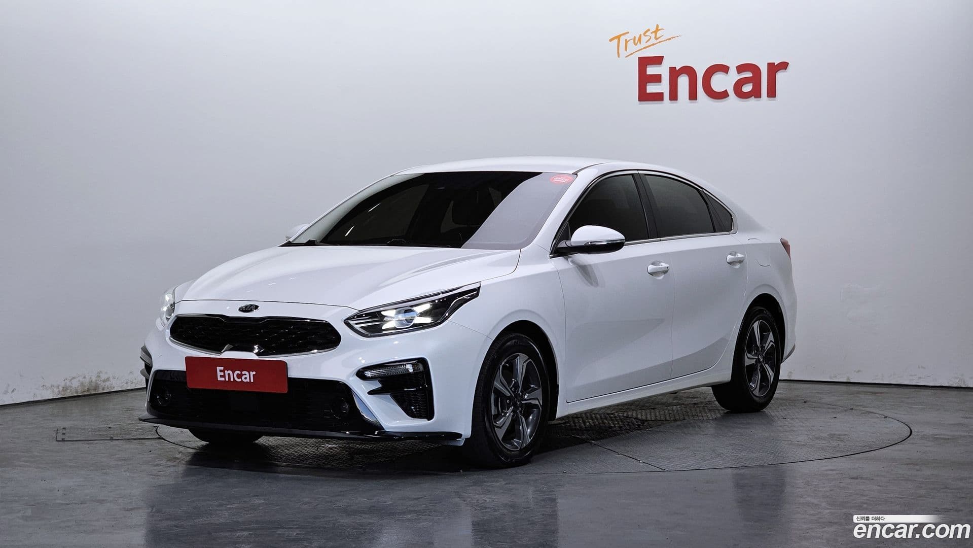 Main__Slider__Photo:K3 Kia 2018.3-0
