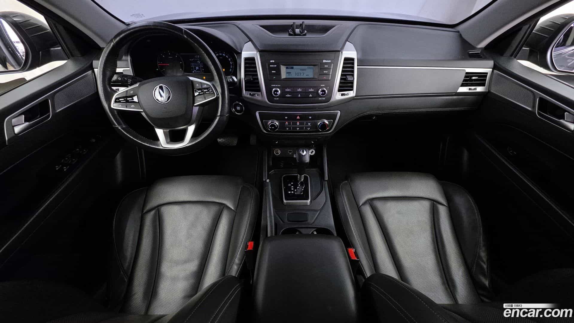Rexton KG Mobility 2019.3-INNER-007