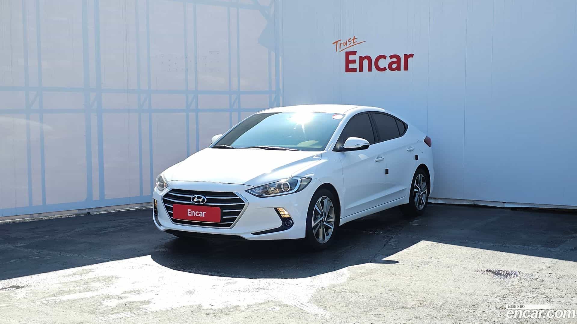 AVANTE Hyundai 2017.7-OUTER-001
