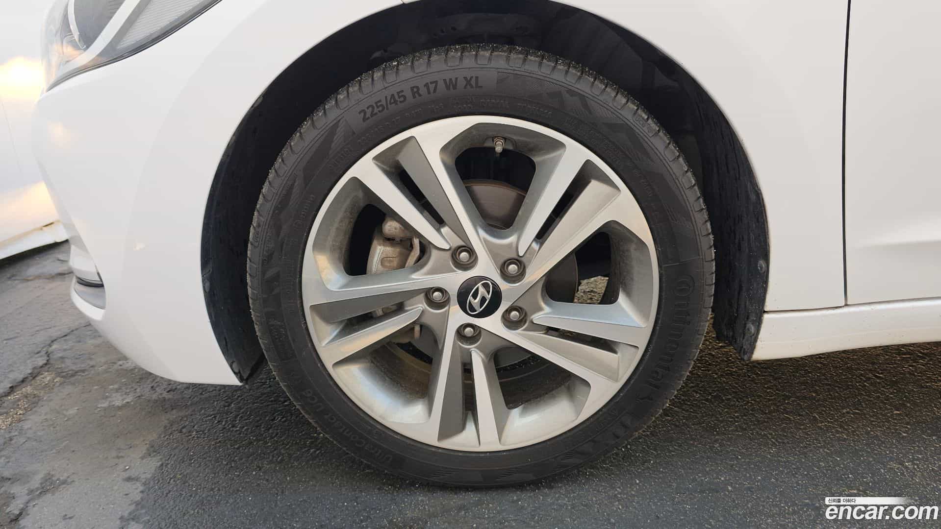 AVANTE Hyundai 2017.7-OUTER-005