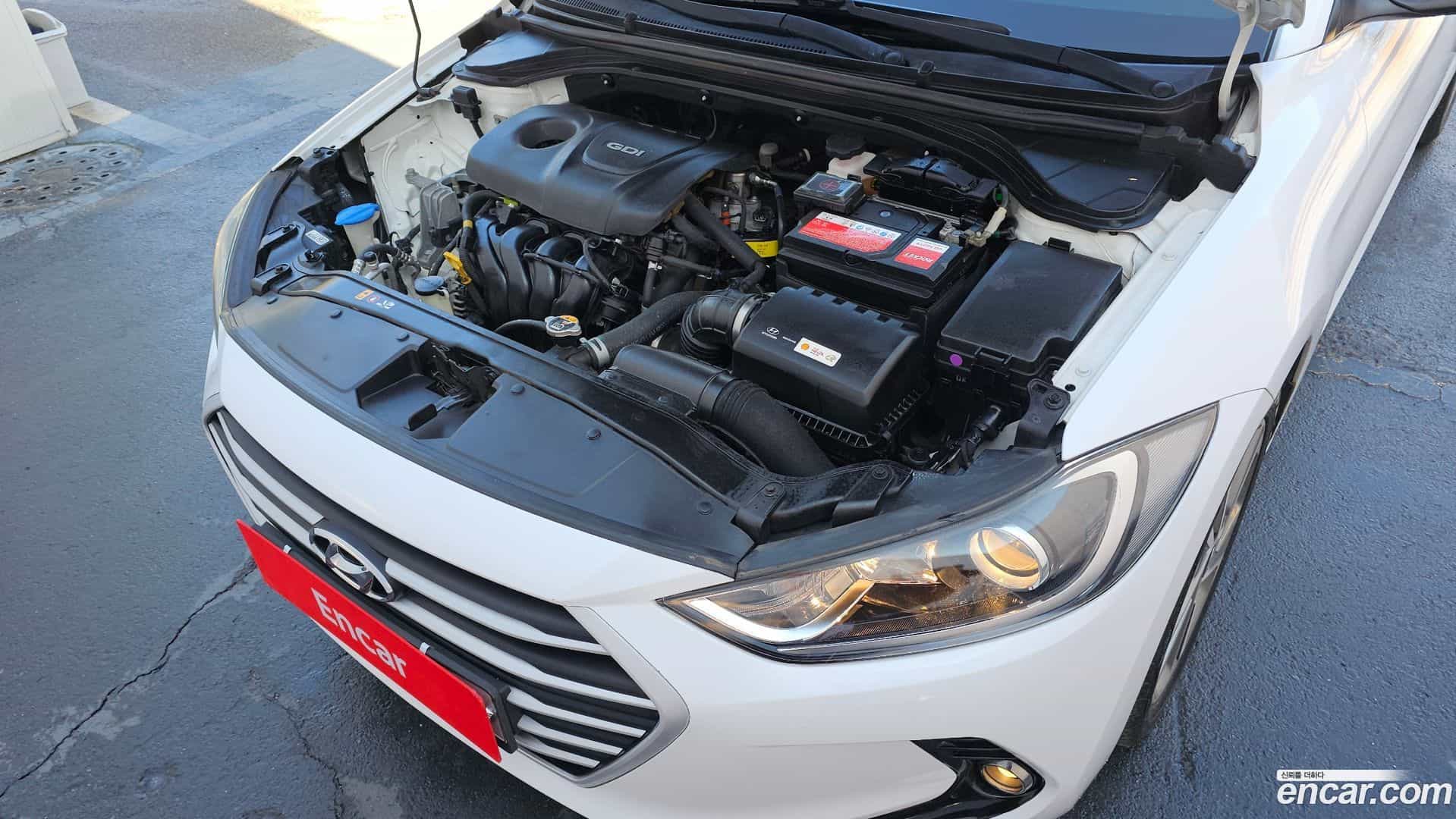 AVANTE Hyundai 2017.7-INNER-006