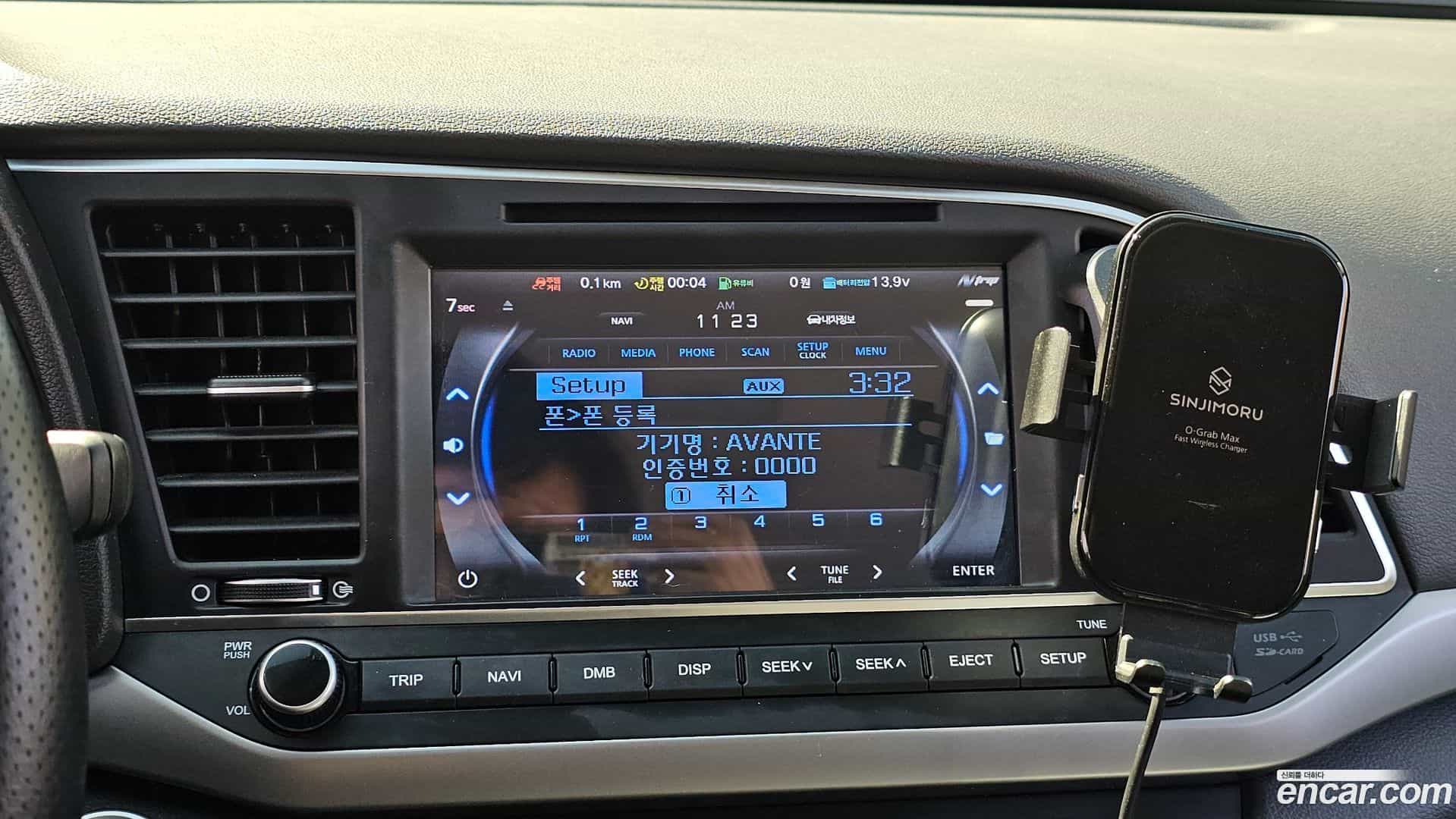 AVANTE Hyundai 2017.7-OPTION-020