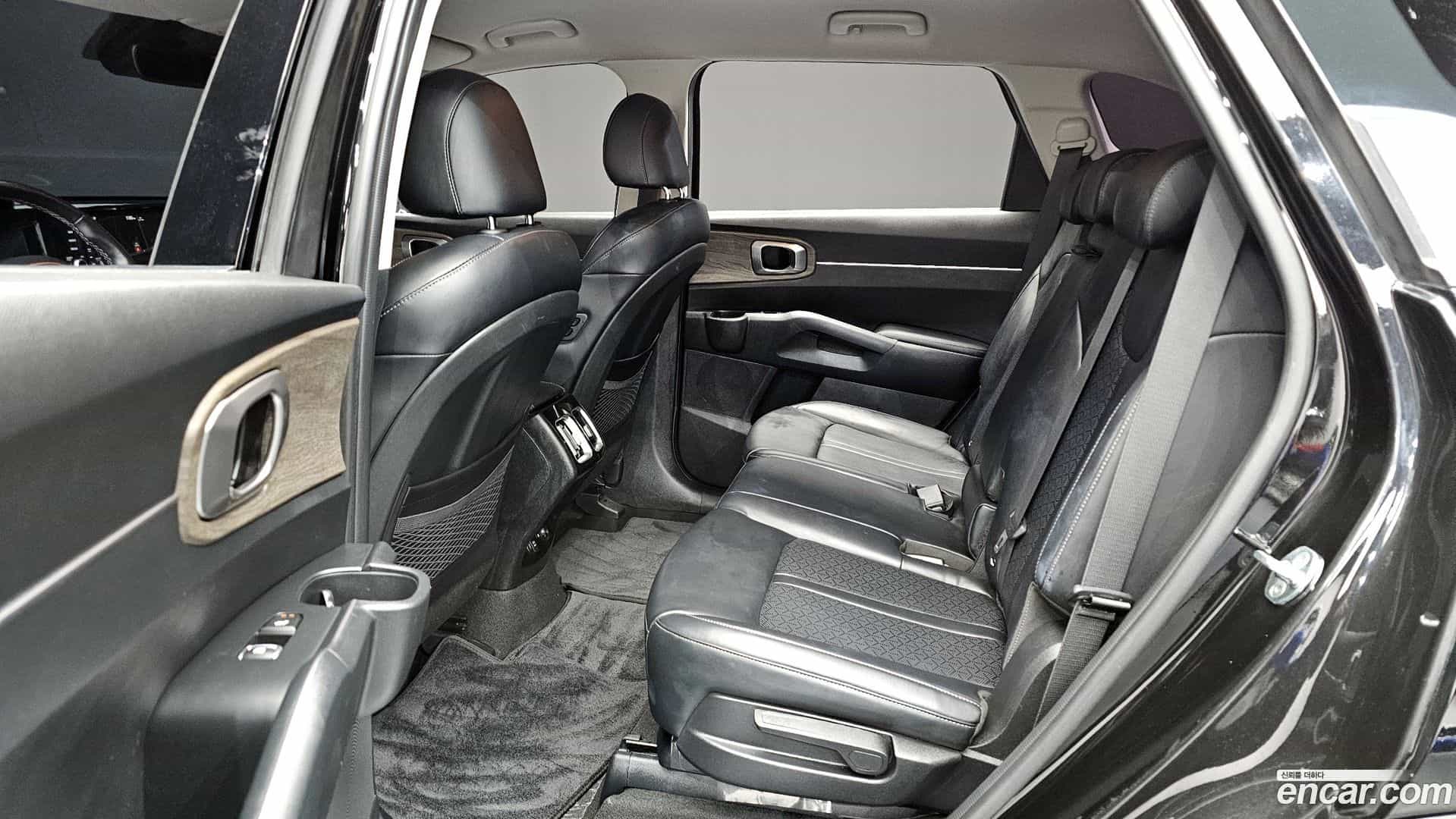 Sorento Kia 2021.4-OPTION-016