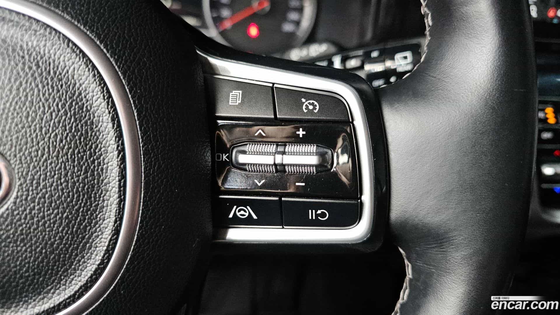 Sorento Kia 2021.4-OPTION-024