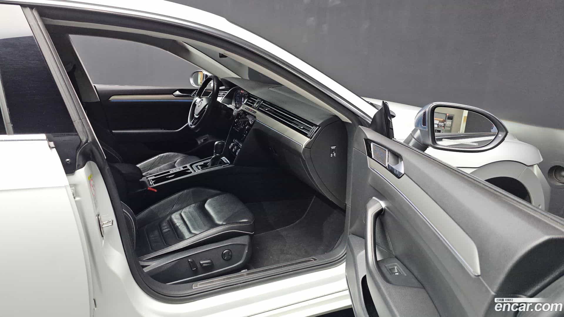 Arteon Volkswagen 2019.7-OPTION-015