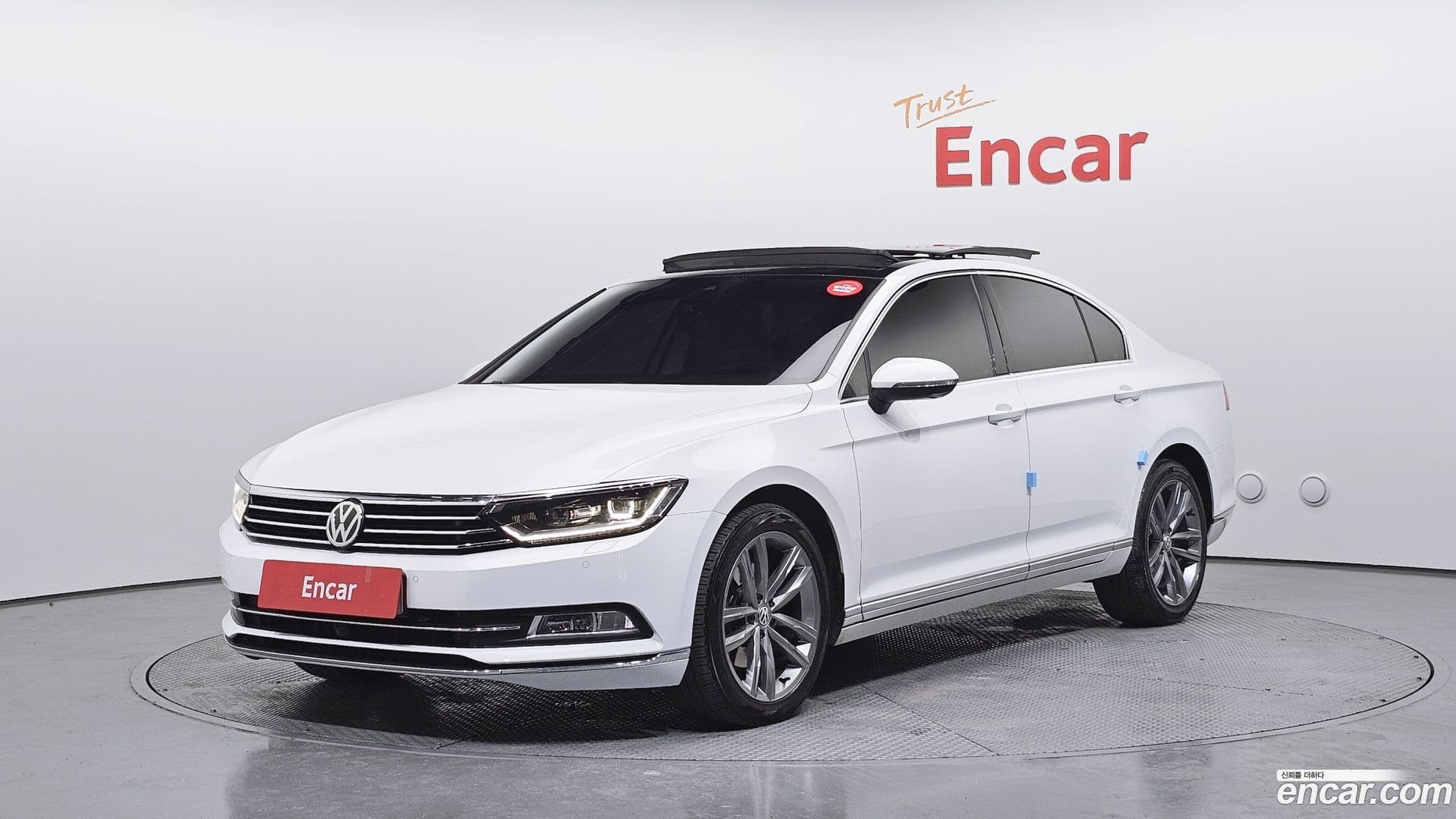 Main__Slider__Photo:Passat Volkswagen 2018.3-0