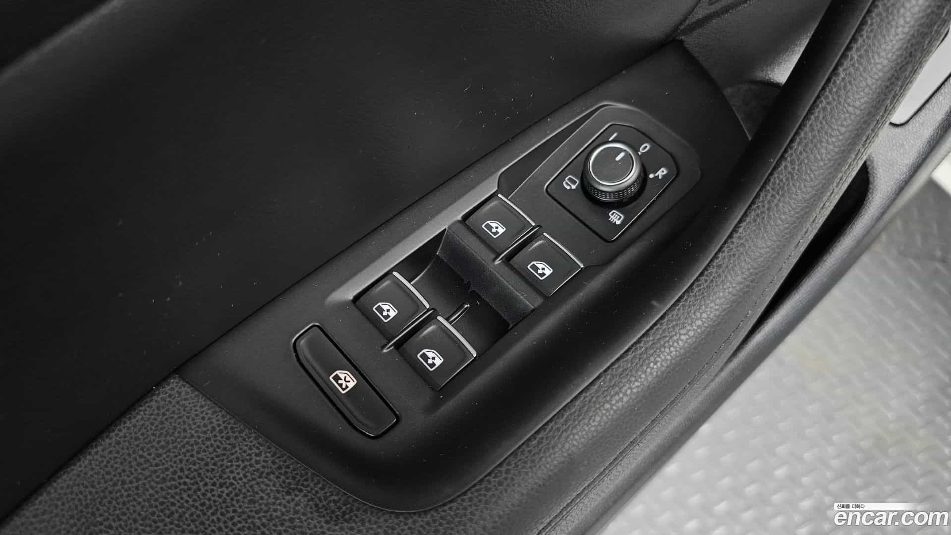 Passat Volkswagen 2018.3-OPTION-017