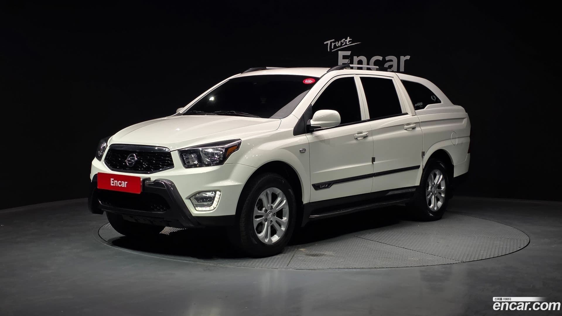 Main__Slider__Photo:KORANDO KG Mobility 2017.9-0