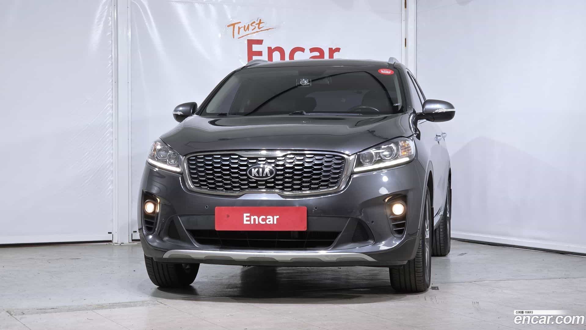 Sorento Kia 2018.1-OUTER-003