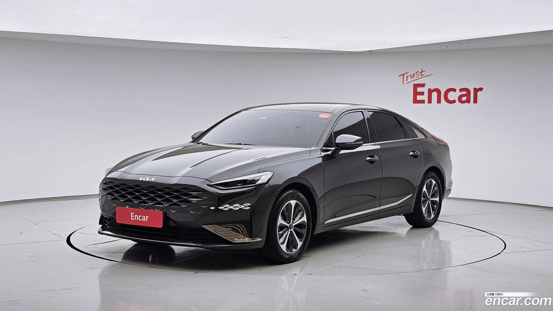 Main__Slider__Photo:K8 Kia 2022.1-0