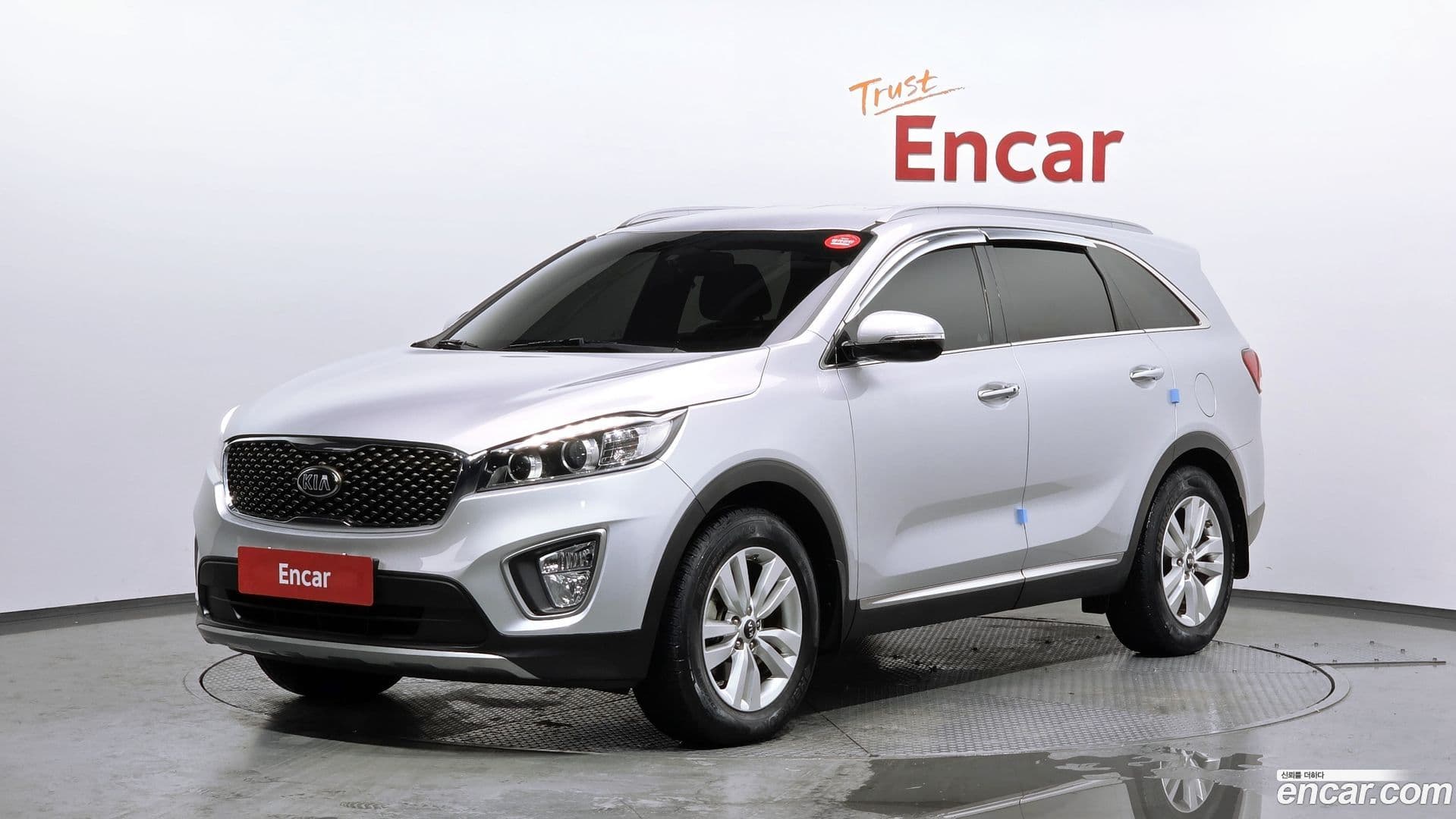 Main__Slider__Photo:Sorento Kia 2015.3-0