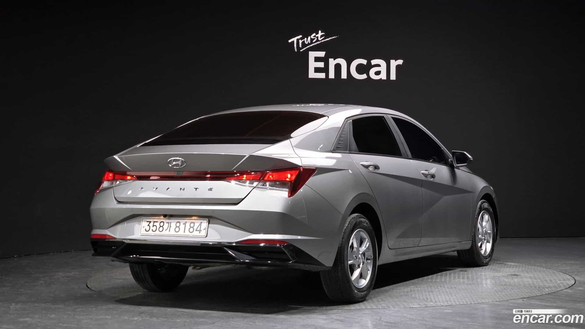 AVANTE Hyundai 2022.0-OUTER-002