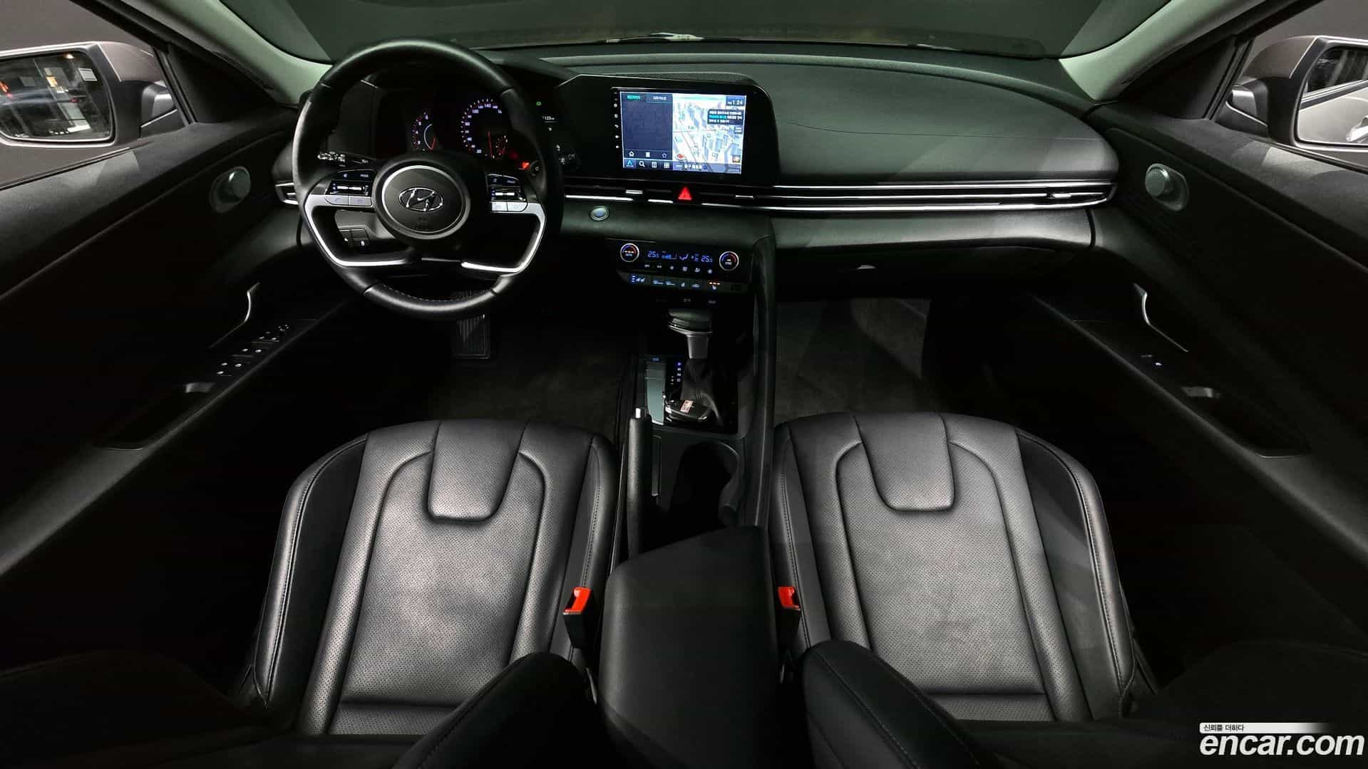 AVANTE Hyundai 2022.0-INNER-007