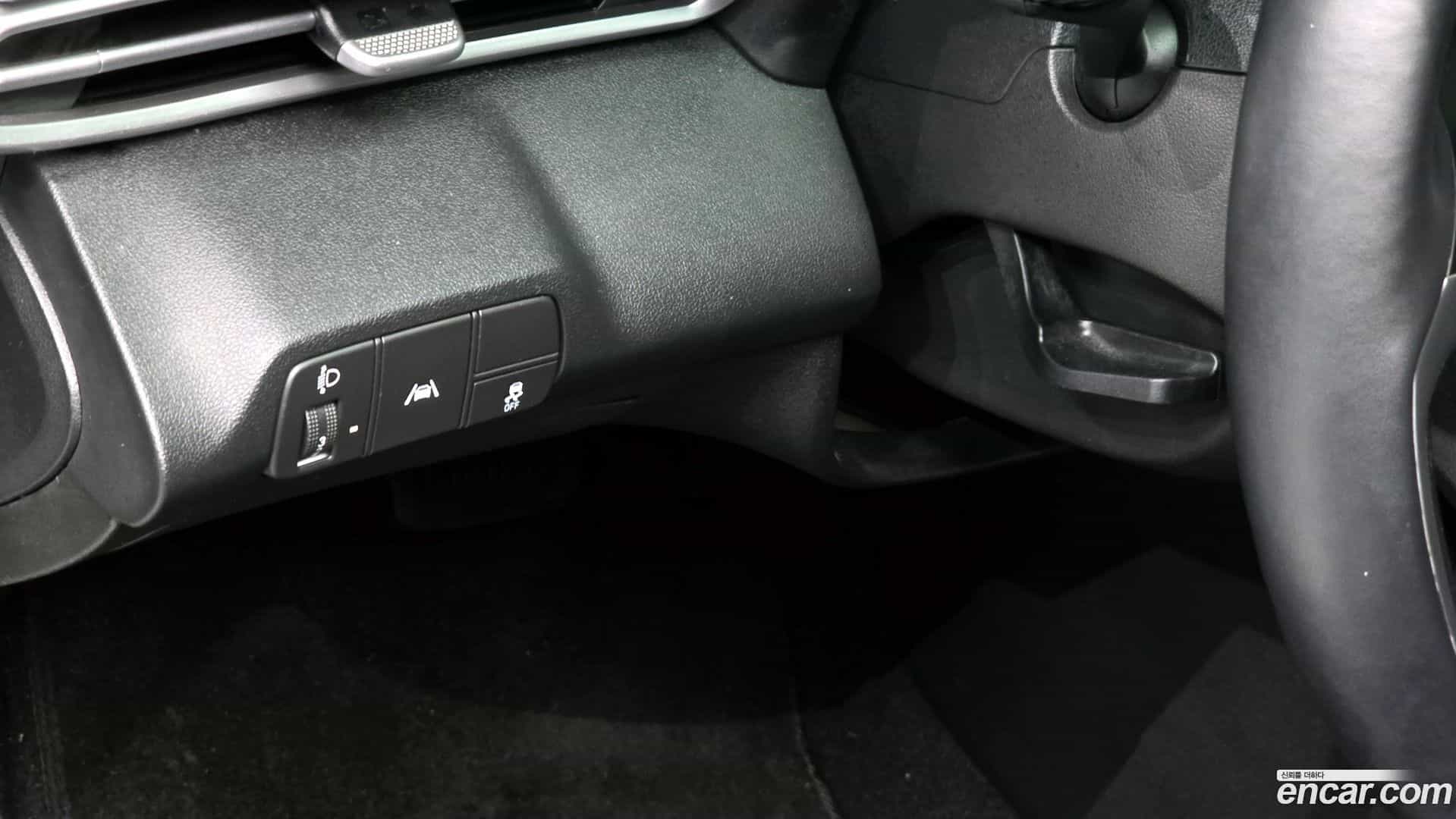 AVANTE Hyundai 2022.0-OPTION-018