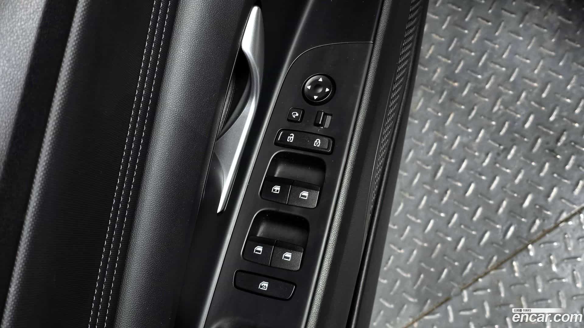 AVANTE Hyundai 2022.0-OPTION-023