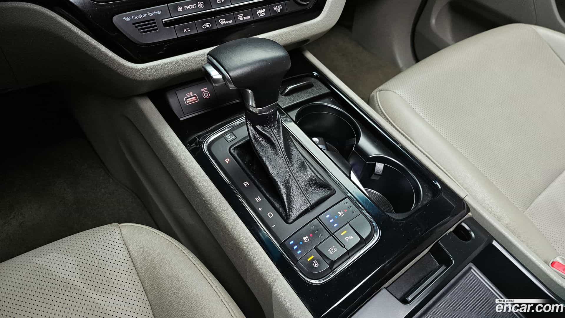 Canival Kia 2018.1-INNER-009