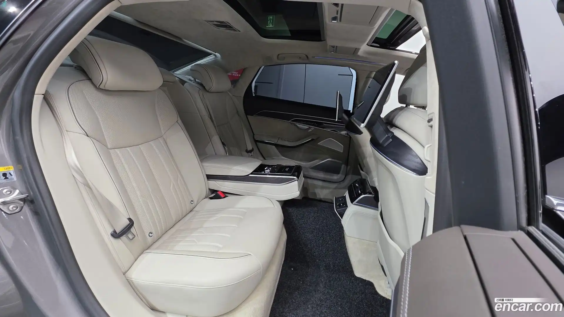A8 Audi 2018.11-OPTION-023