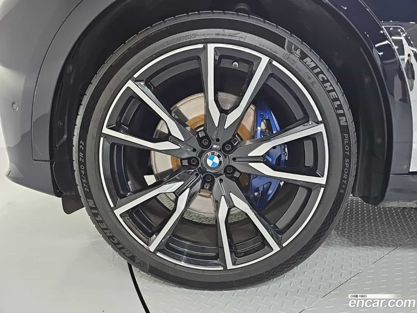X7 BMW 2021.1-OUTER-005