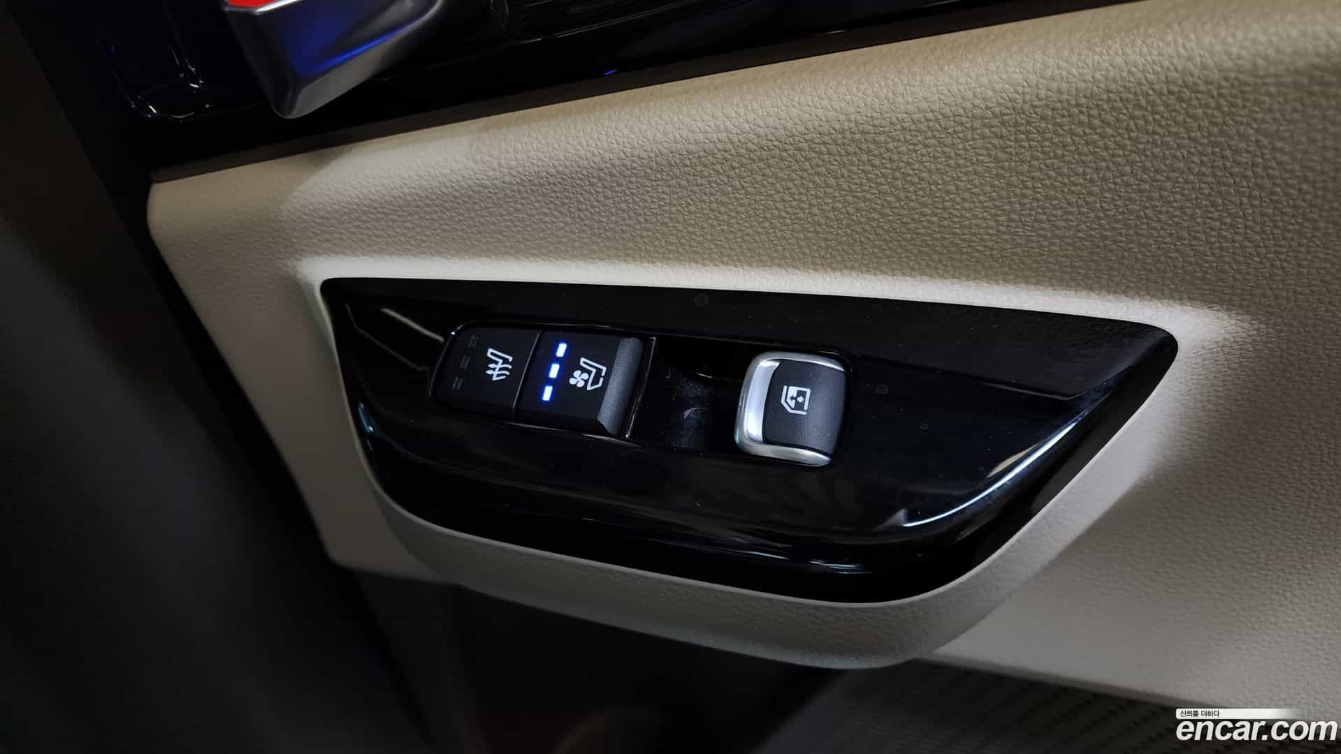 Canival Kia 2021.8-OPTION-023