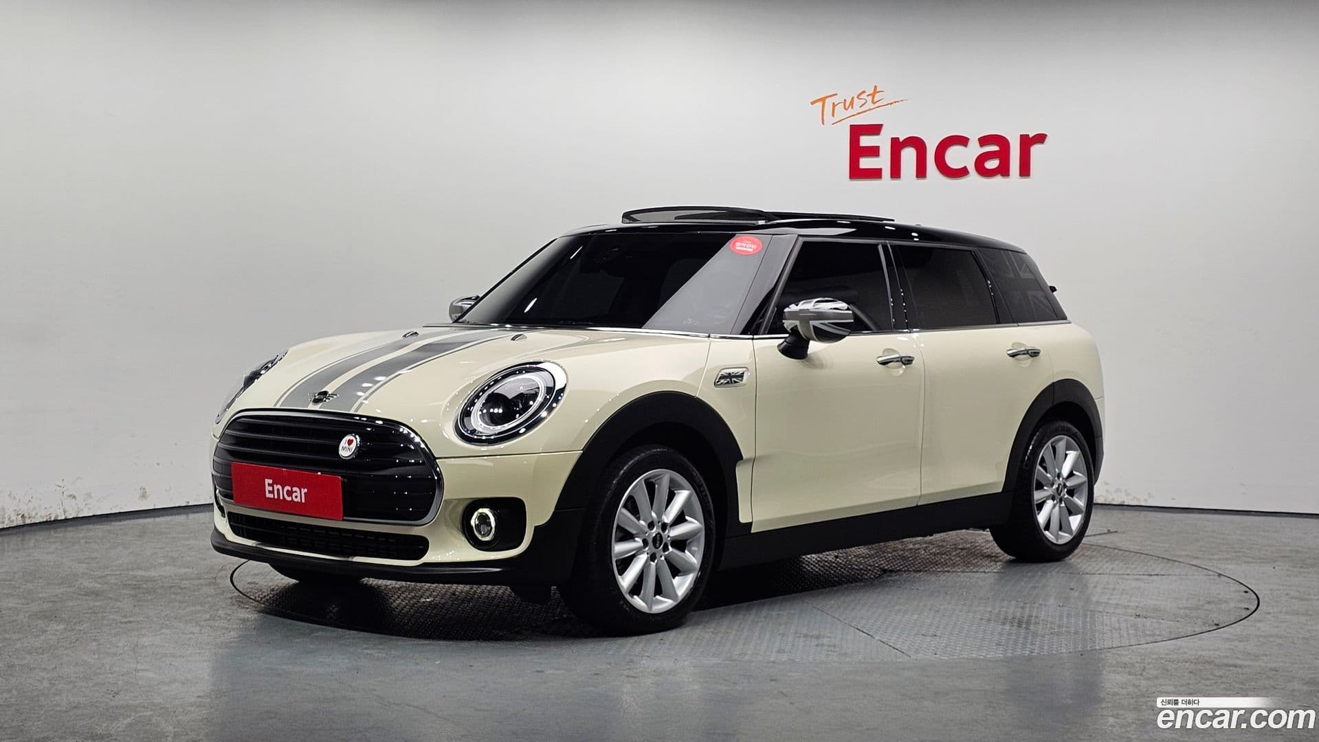 Main__Slider__Photo:Clubman Mini 2022.0-0