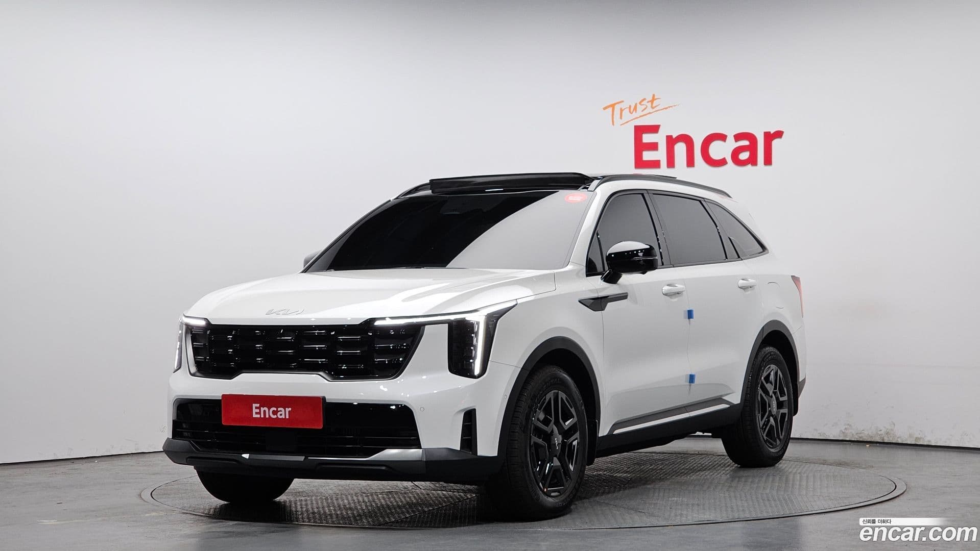 Main__Slider__Photo:Sorento Kia 2024.1-0
