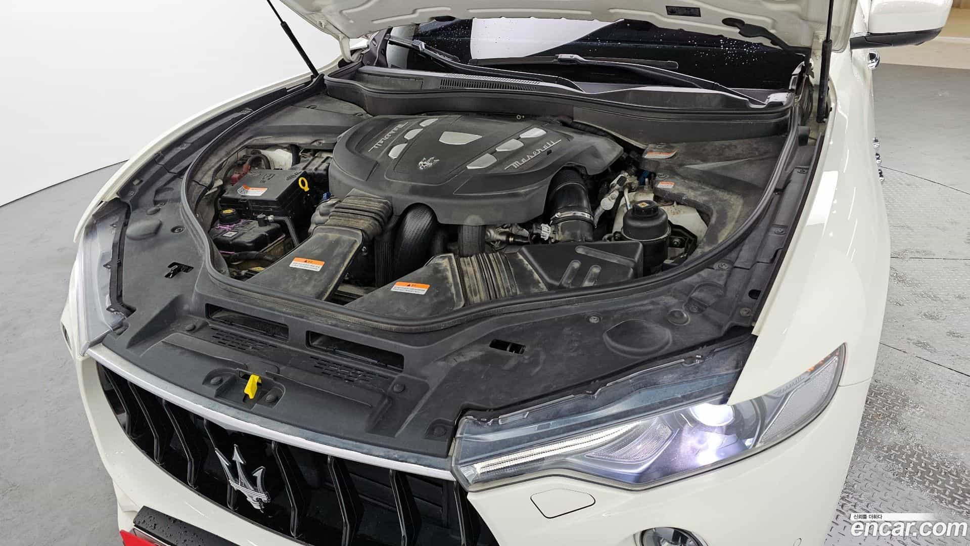 Levante Maserati 2017.3-INNER-006
