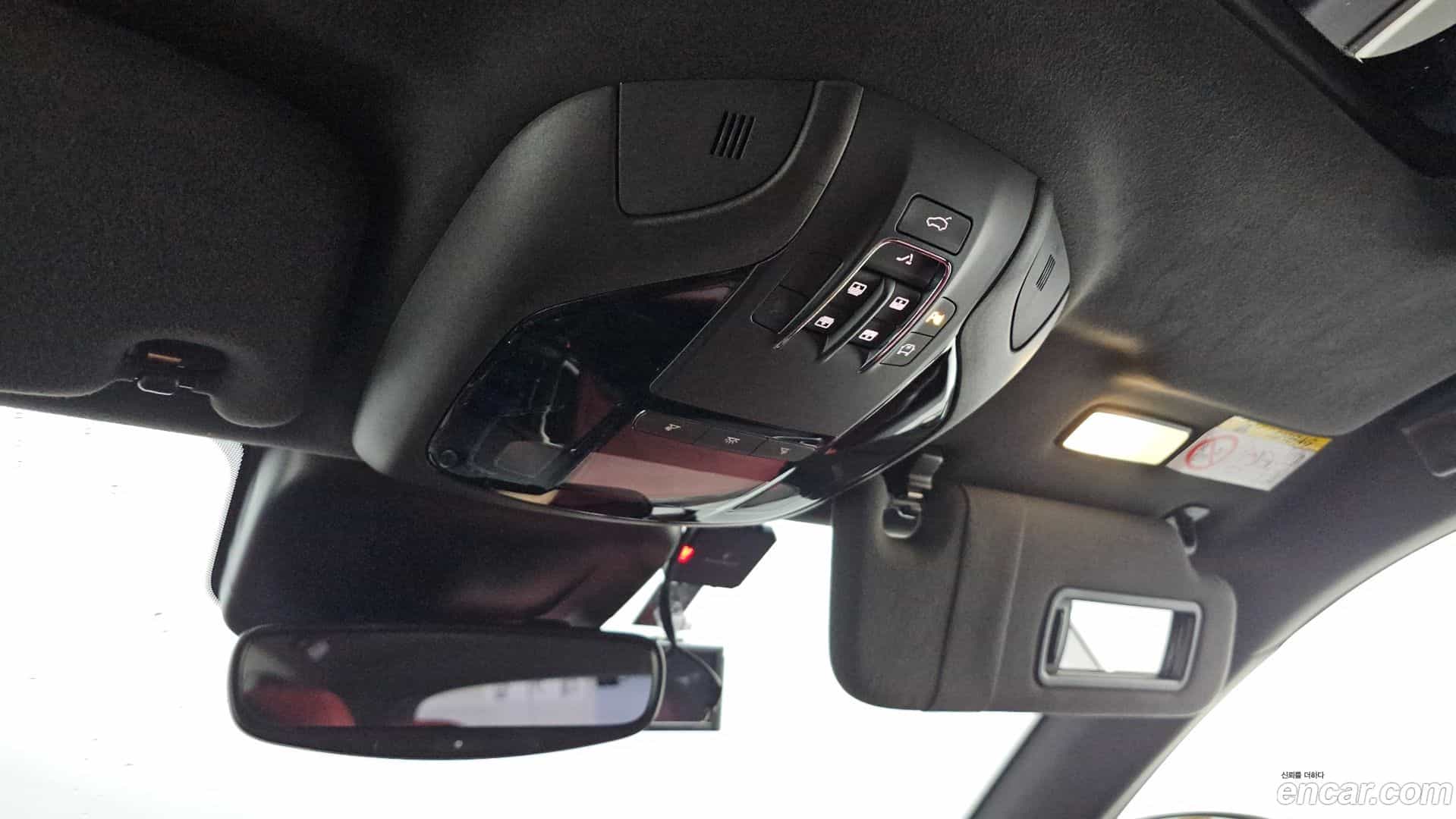 Levante Maserati 2017.3-OPTION-021