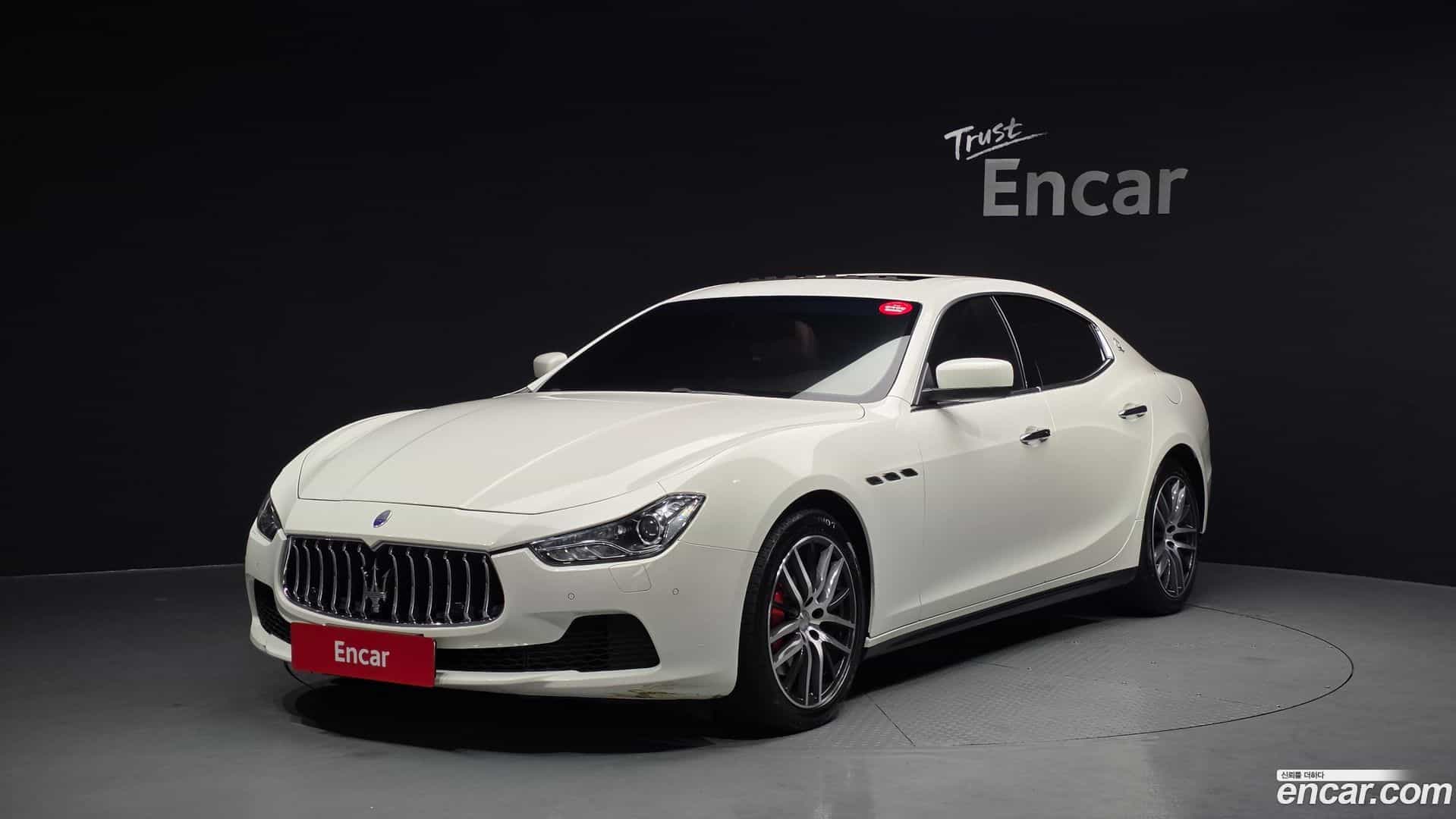 Ghibli Maserati 2016.11-OUTER-001