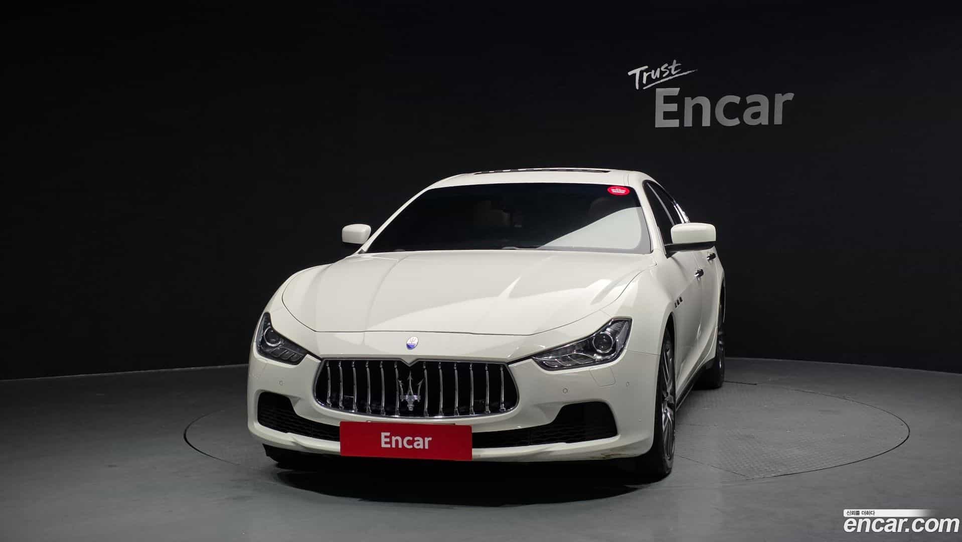 Ghibli Maserati 2016.11-OUTER-003