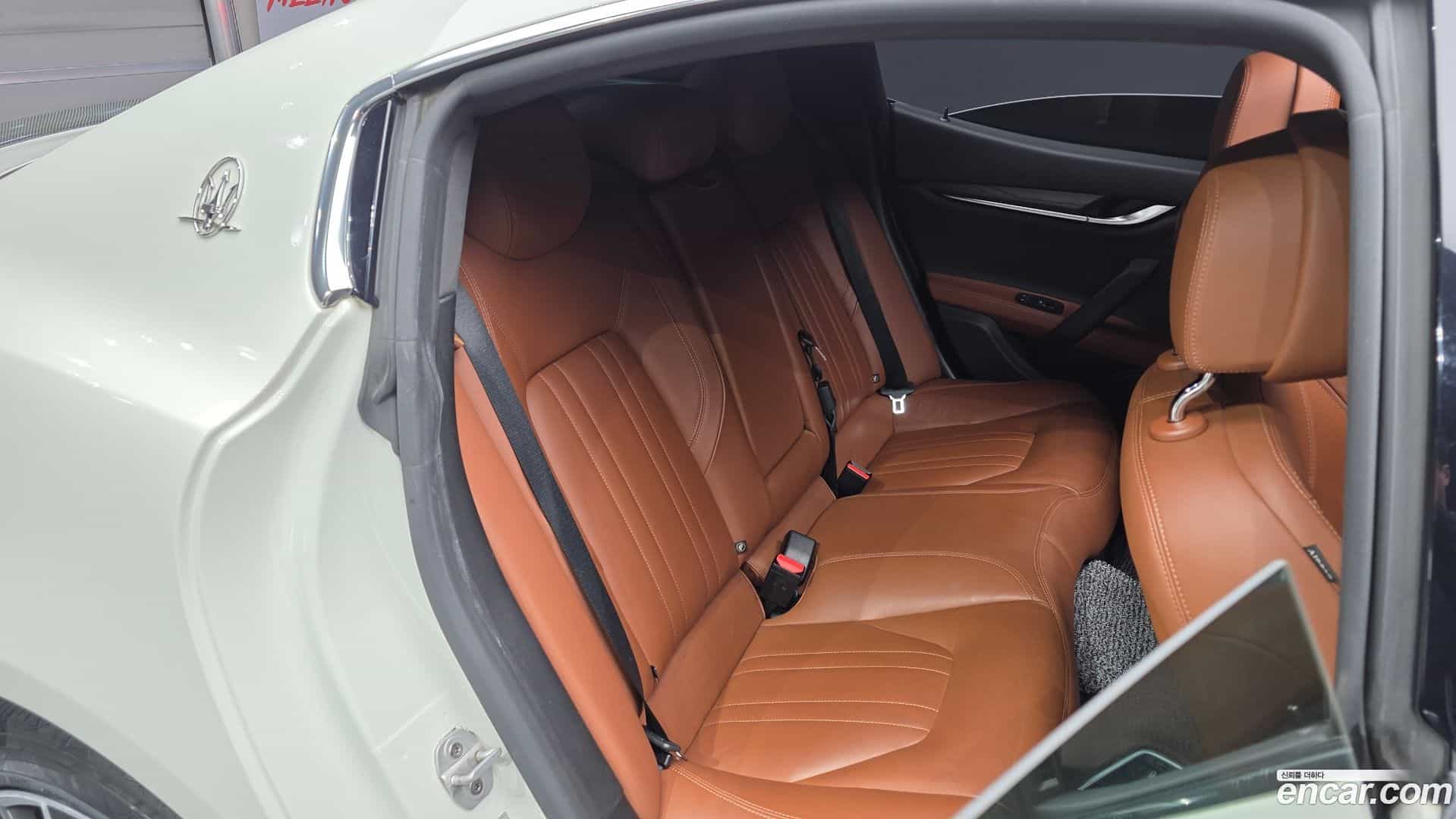 Ghibli Maserati 2016.11-OPTION-016