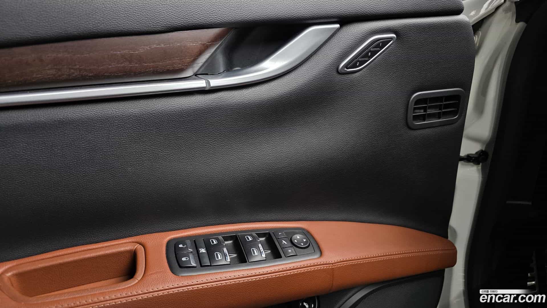 Ghibli Maserati 2016.11-OPTION-021