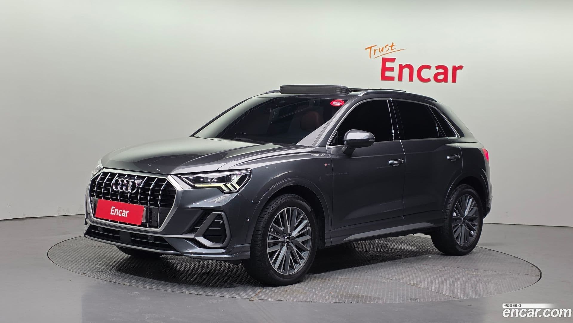 Main__Slider__Photo:Q3 Audi 2022.10-0