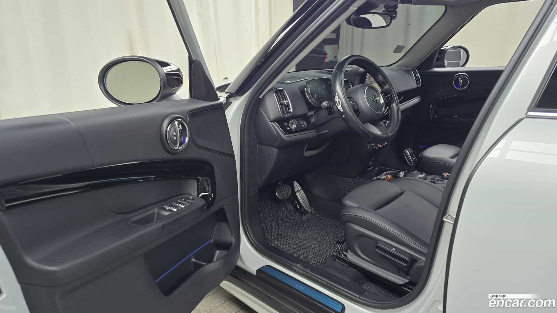 Countryman Mini 2021.9-INNER-010