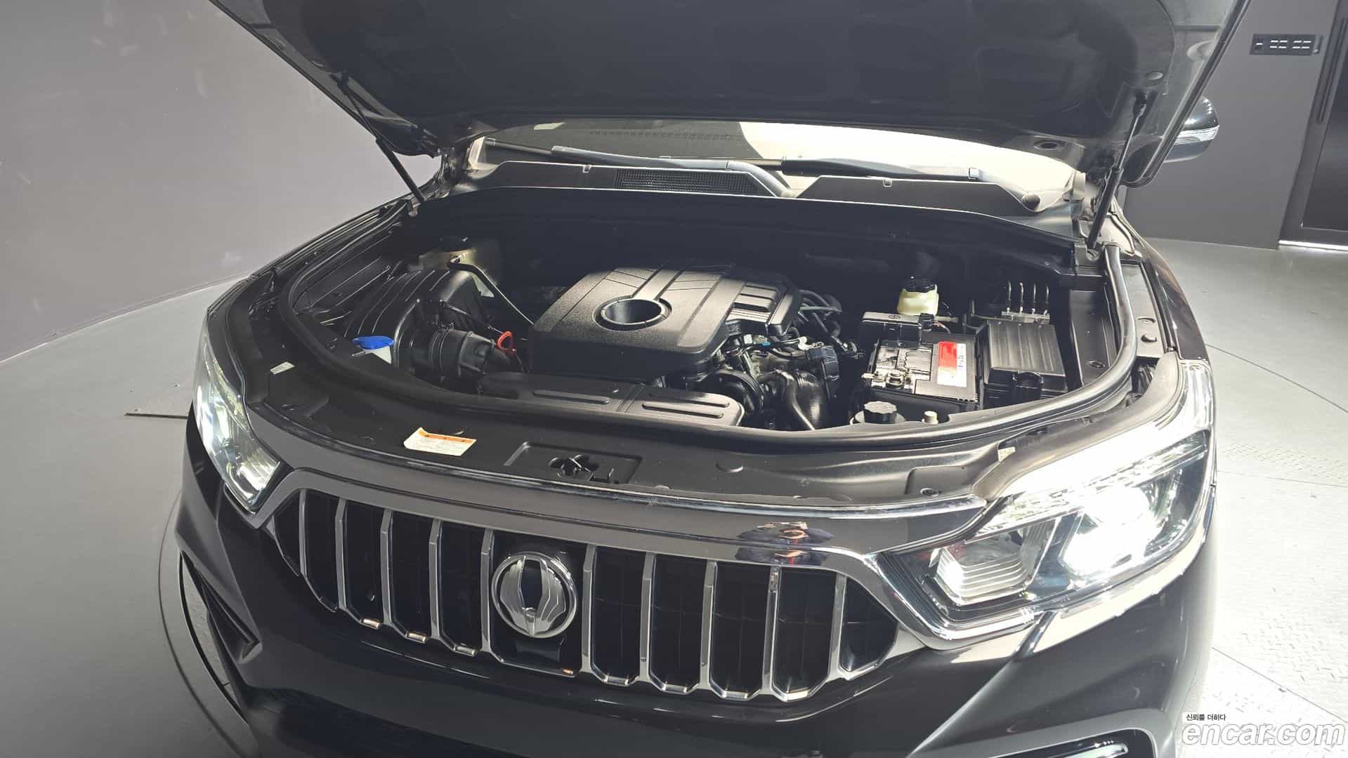 Rexton KG Mobility 2019.11-INNER-006