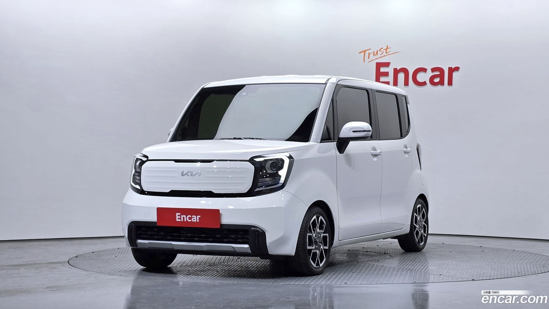 Main__Slider__Photo:RAY Kia 2024.7-0
