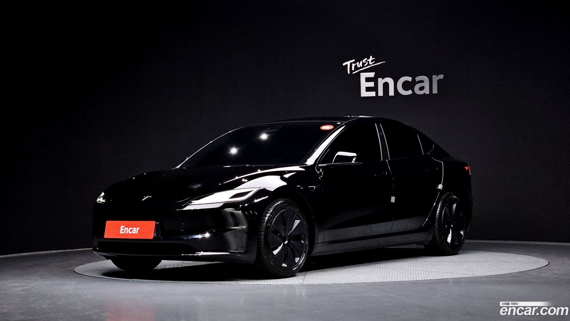 Main__Slider__Photo:Model 3 Tesla 2024.9-0