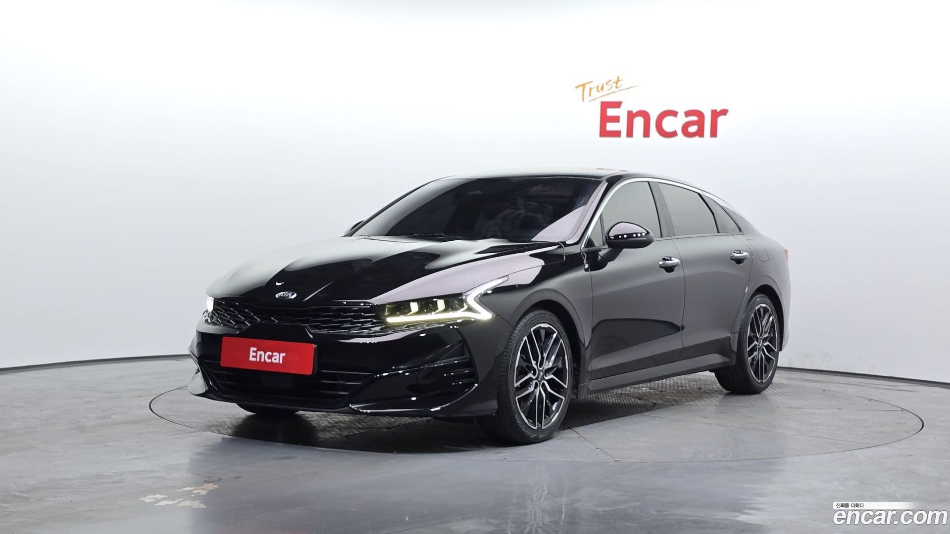 Main__Slider__Photo:K5 Kia 2020.1-0
