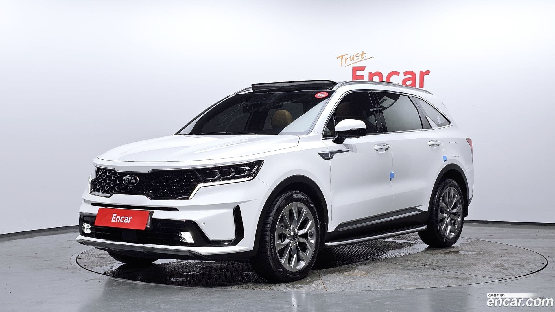 Main__Slider__Photo:Sorento Kia 2020.10-0
