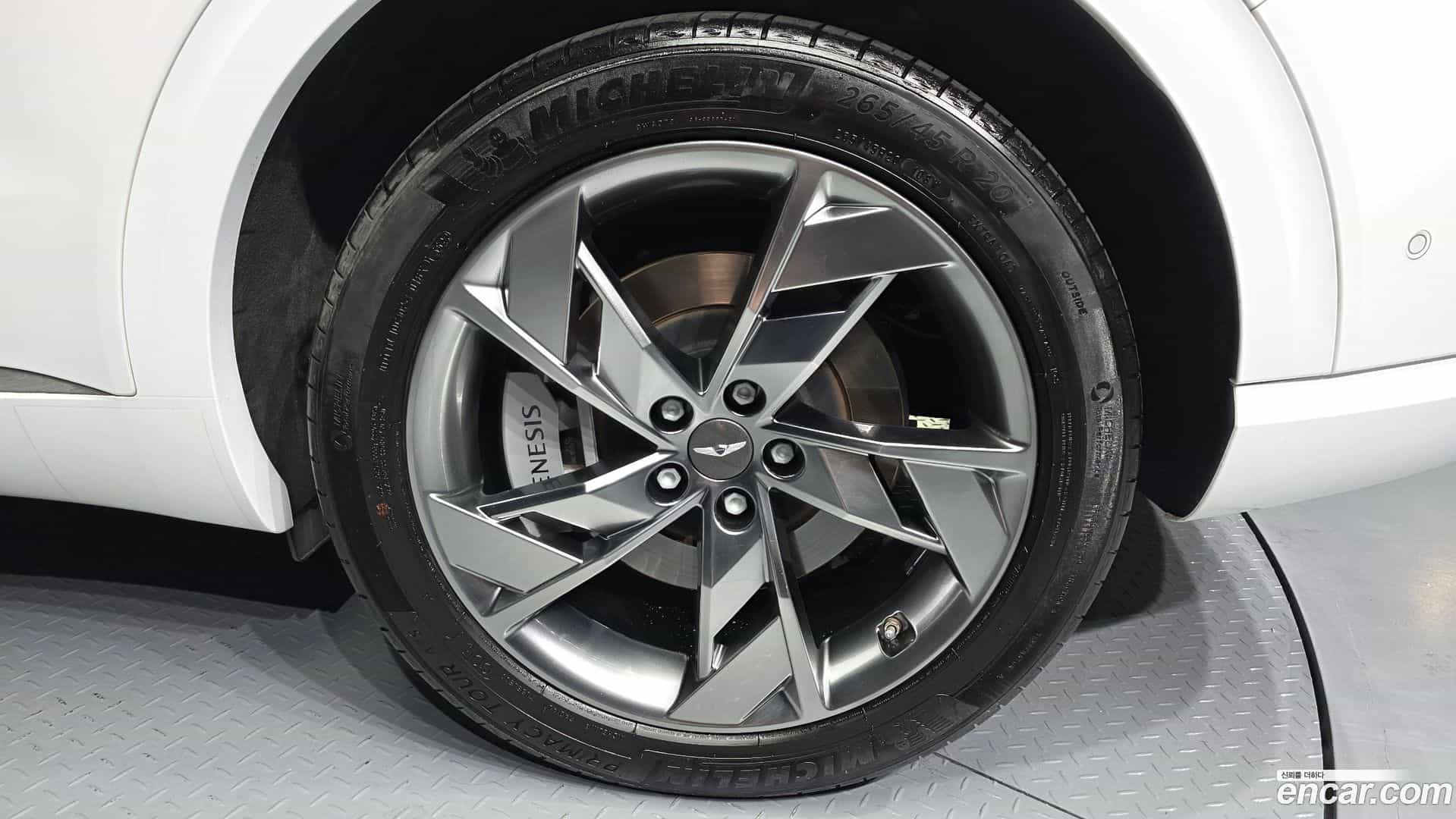 GV70 Genesis 2022.11-OUTER-005