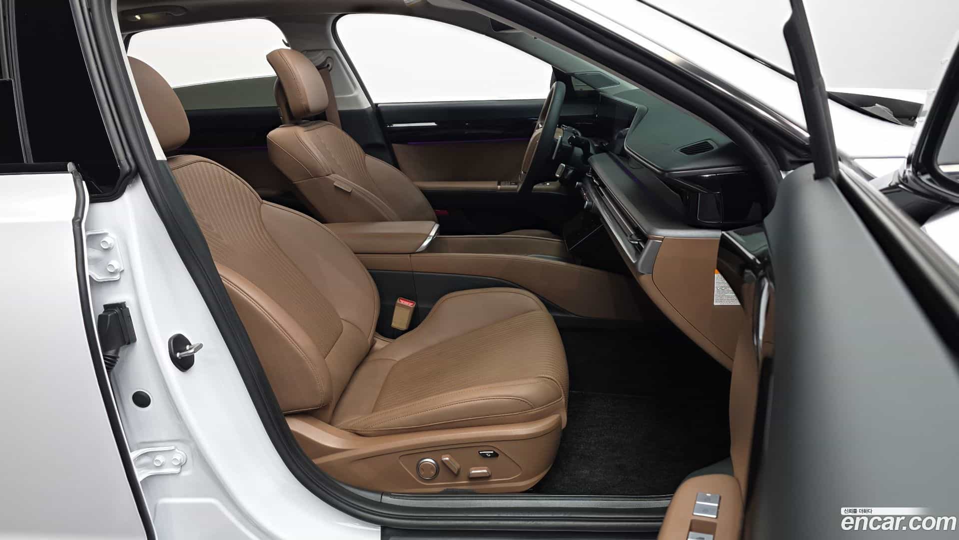 Grandeur Hyundai 2023.5-OPTION-015