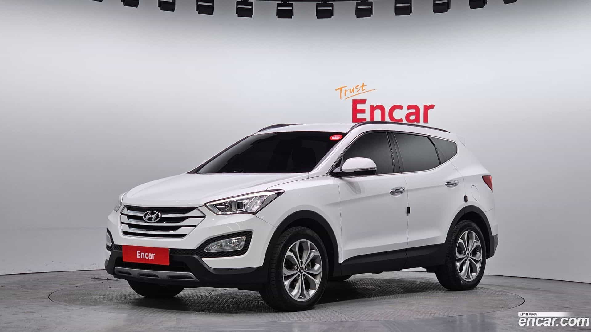 Santafe Hyundai 2014.6-OUTER-001