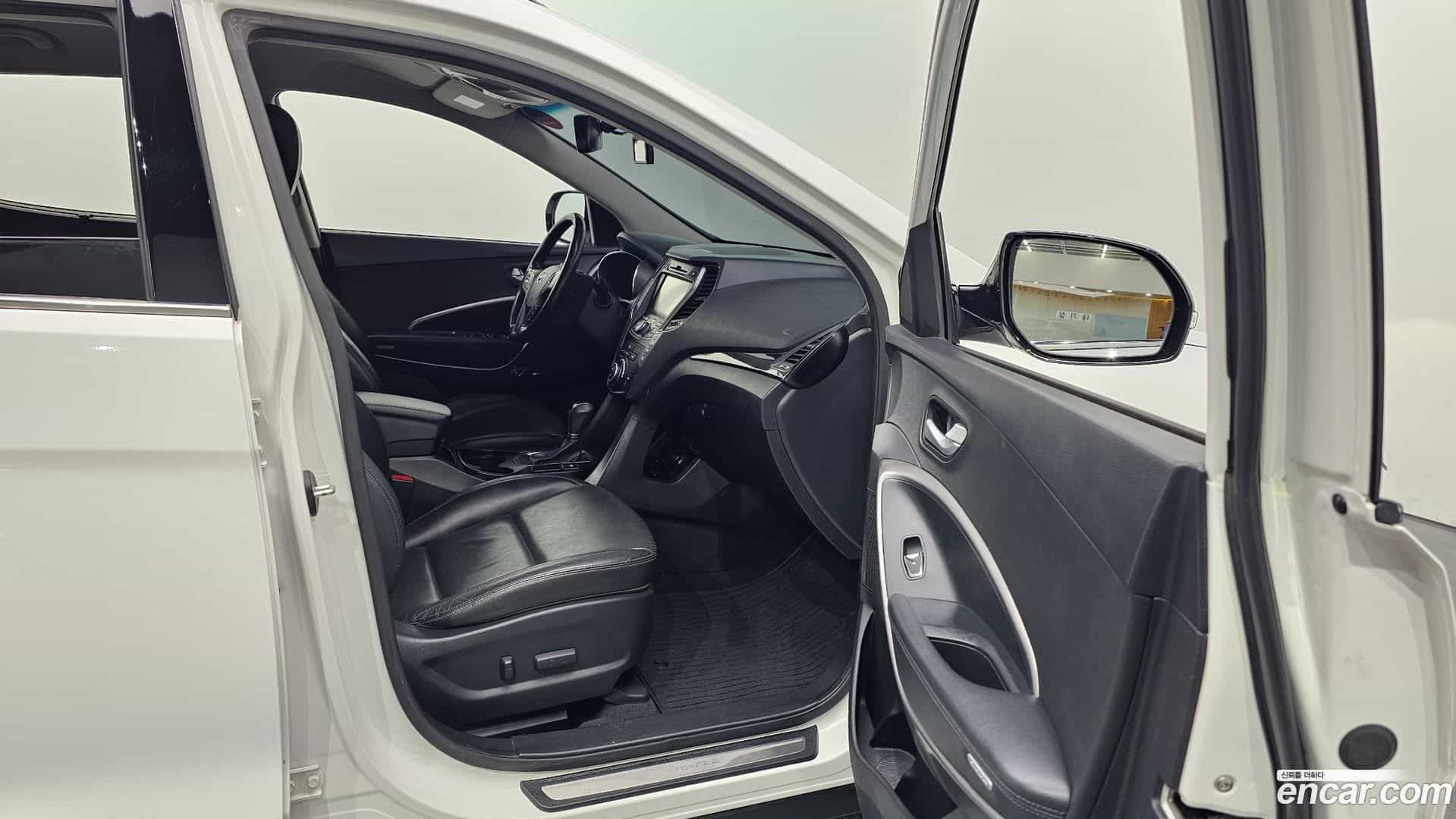 Santafe Hyundai 2014.6-INNER-010