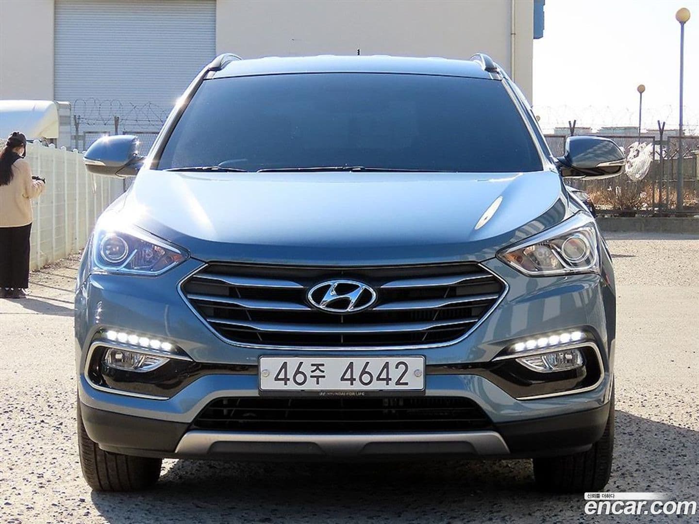Main__Slider__Photo:Santafe Hyundai 2015.8-0