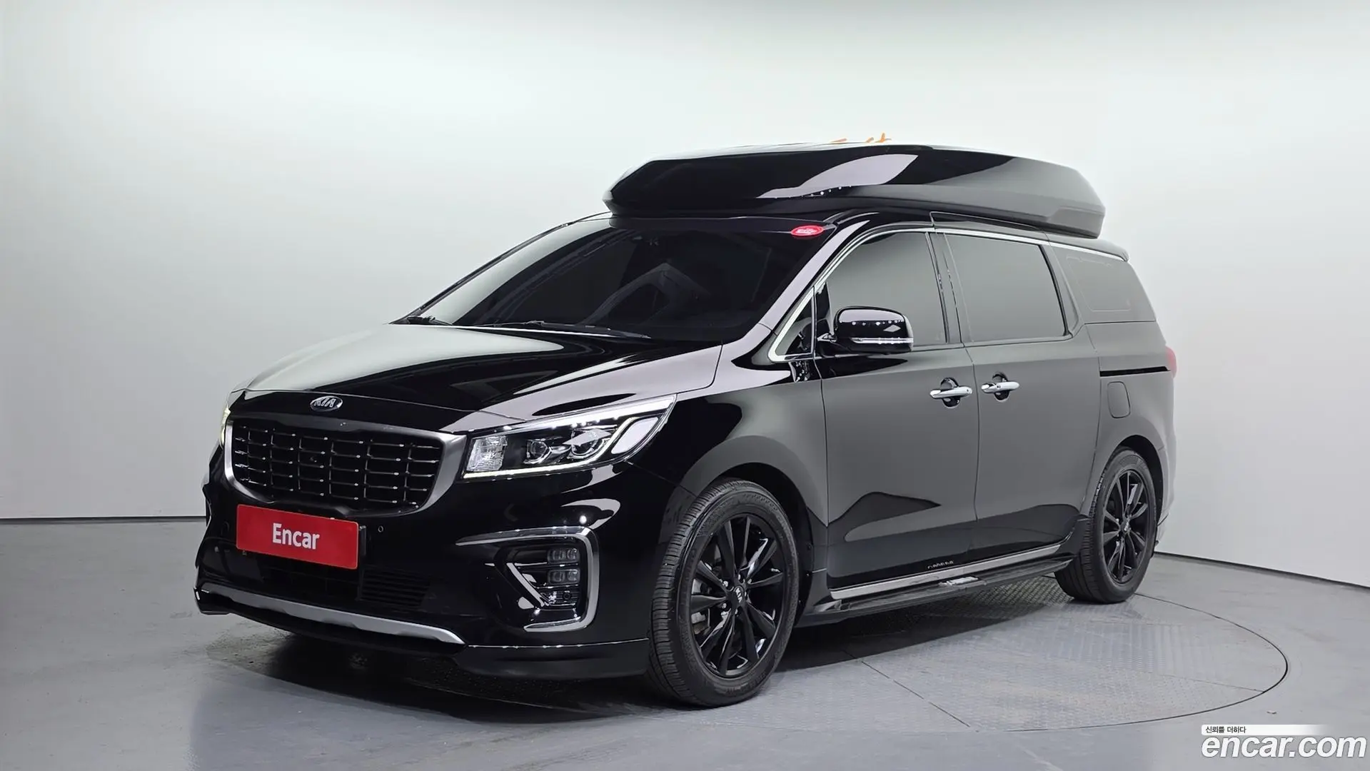 Main__Slider__Photo:Canival Kia 2020.0-0
