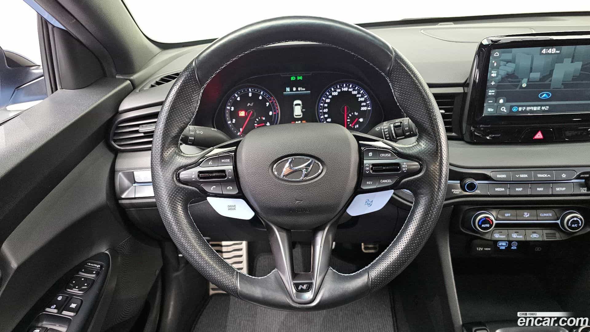 Veloster Hyundai 2018.7-OPTION-017