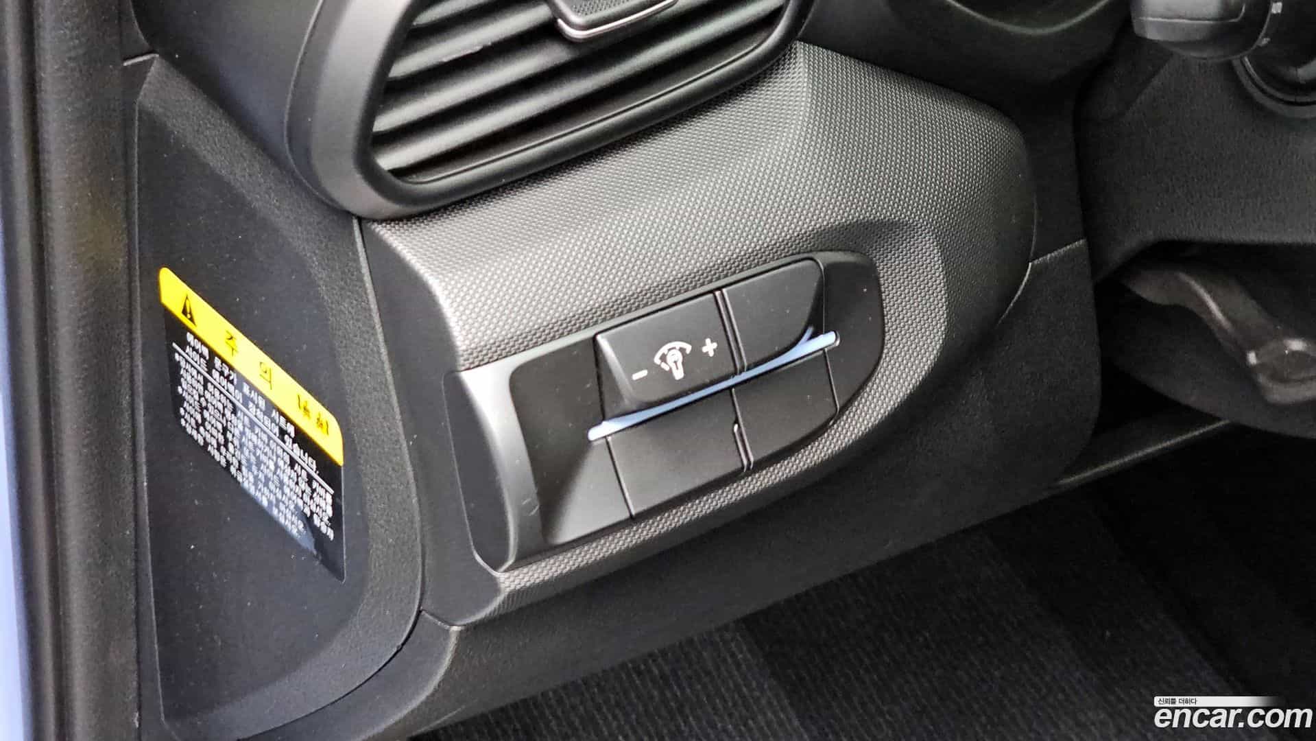 Veloster Hyundai 2018.7-OPTION-018